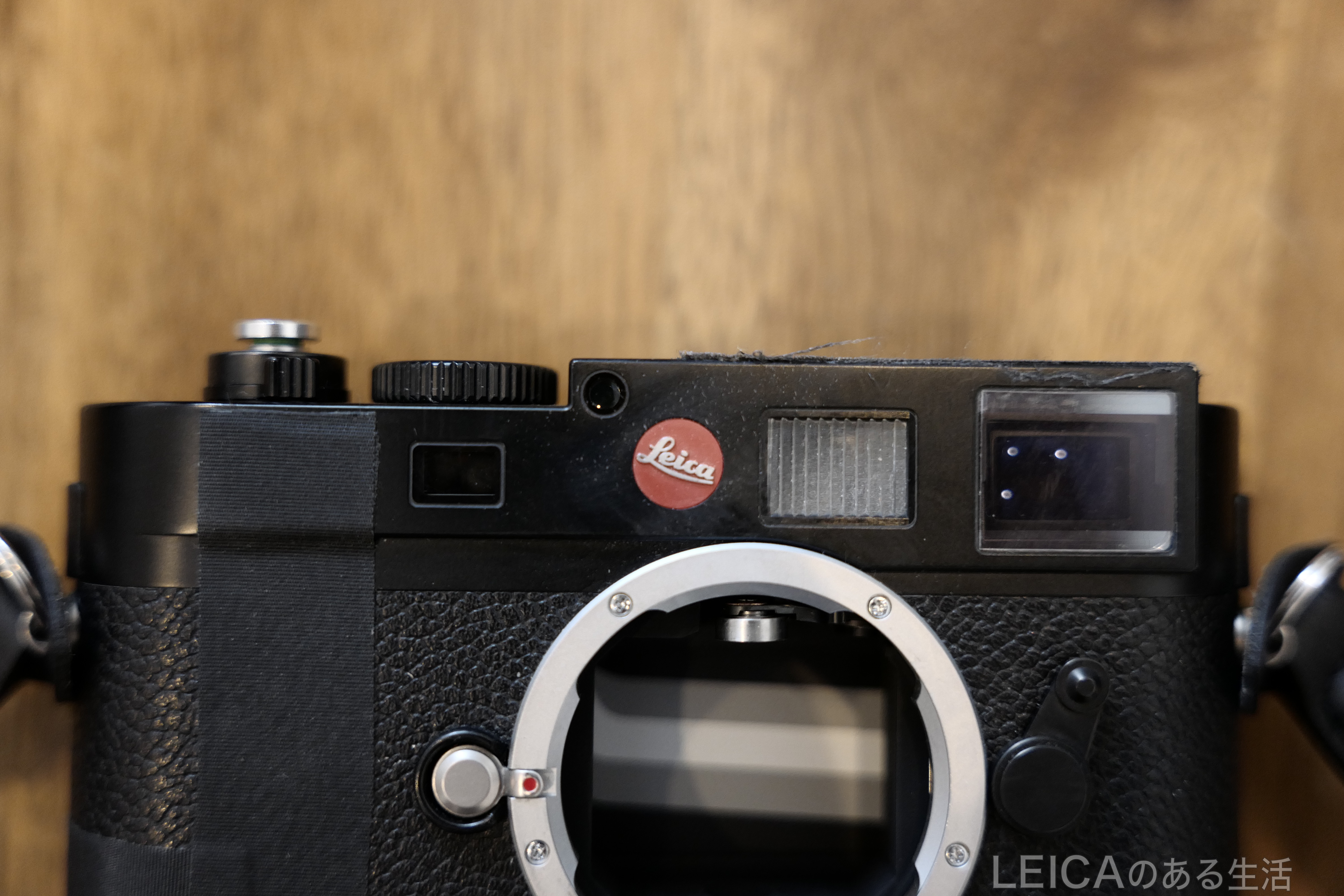 Leica】M9を黒バッジに変更してみた。 | LEICAのある生活